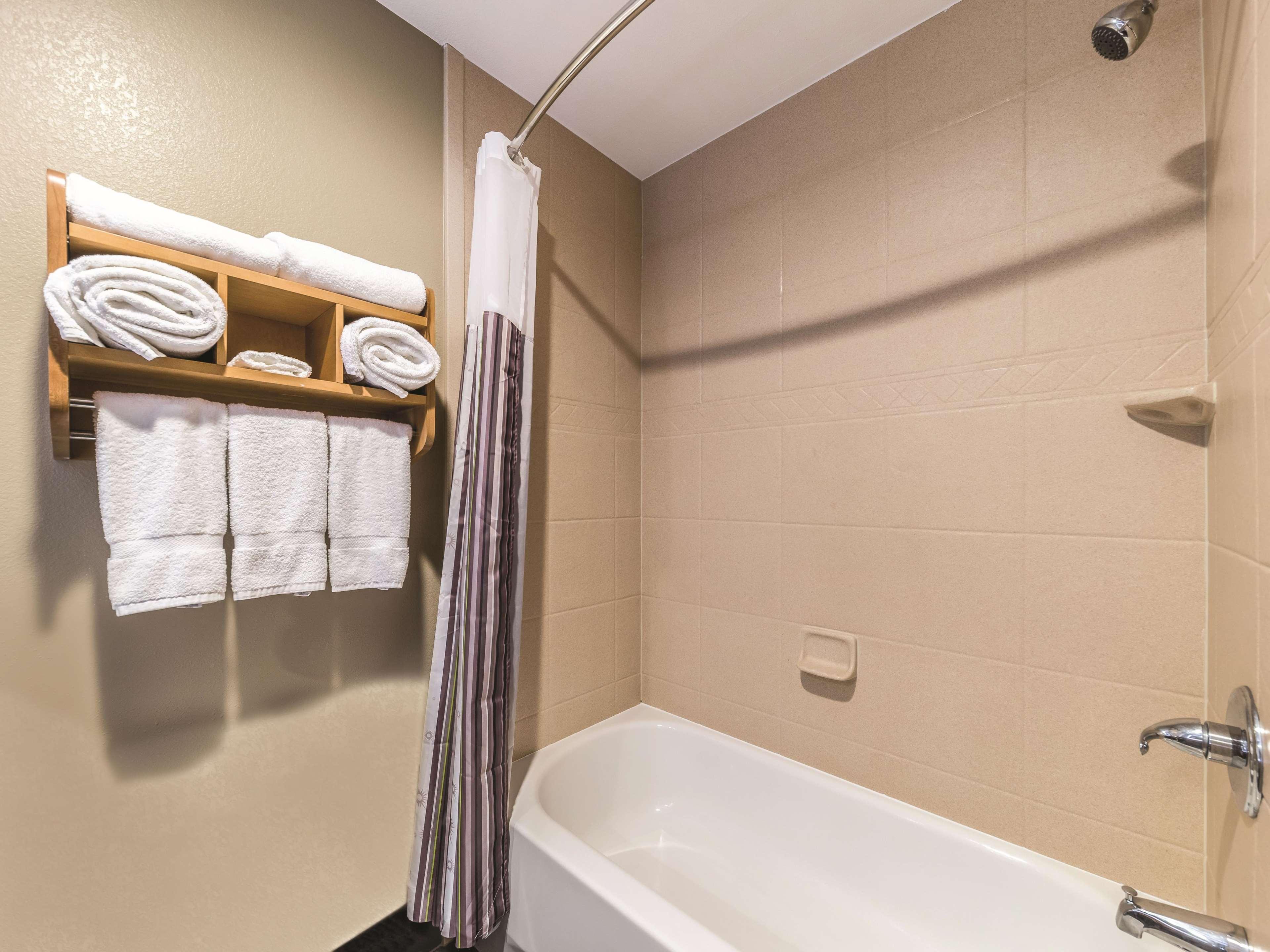 Hotel La Quinta By Wyndham Tulsa - Catoosa Exteriér fotografie