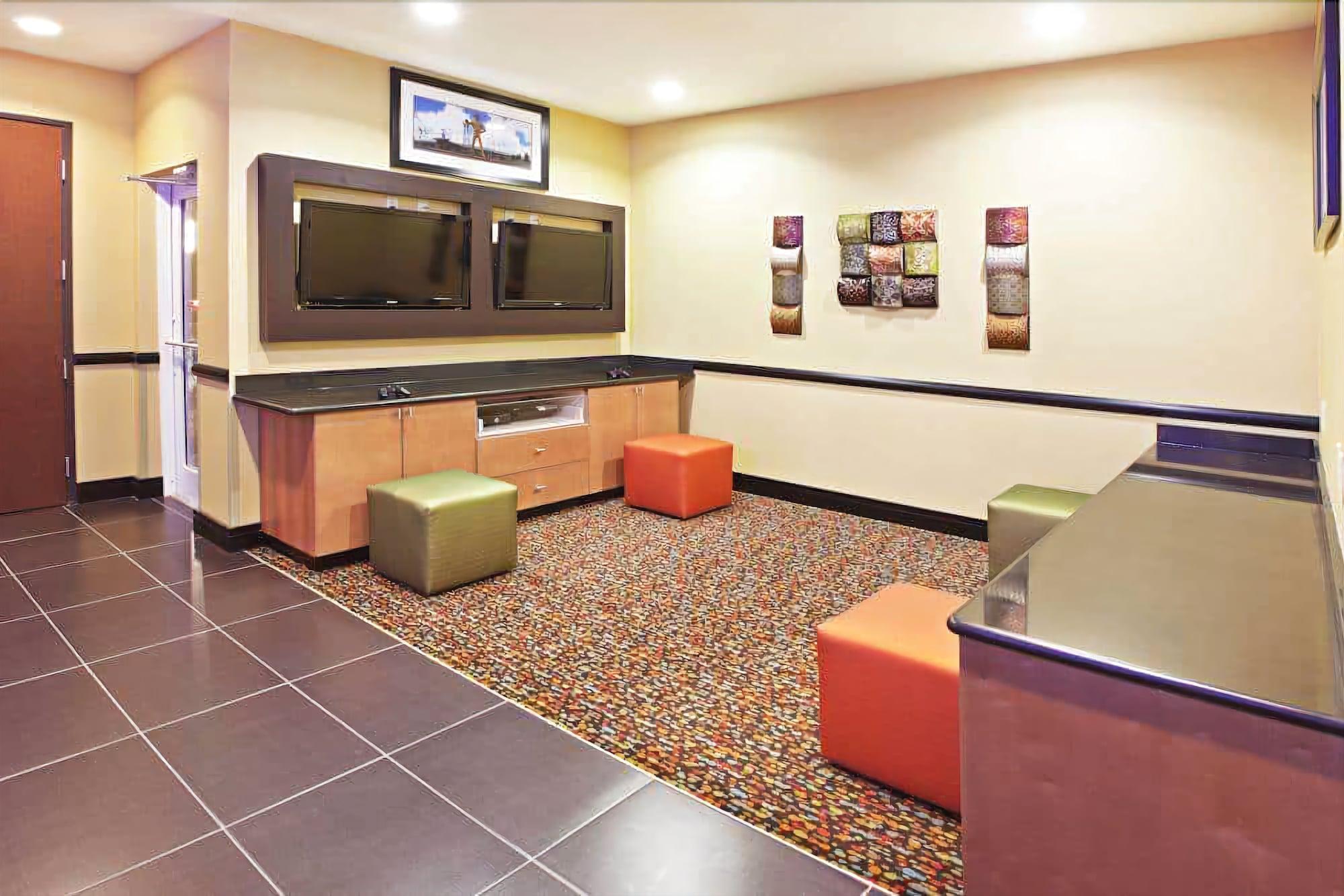 Hotel La Quinta By Wyndham Tulsa - Catoosa Exteriér fotografie